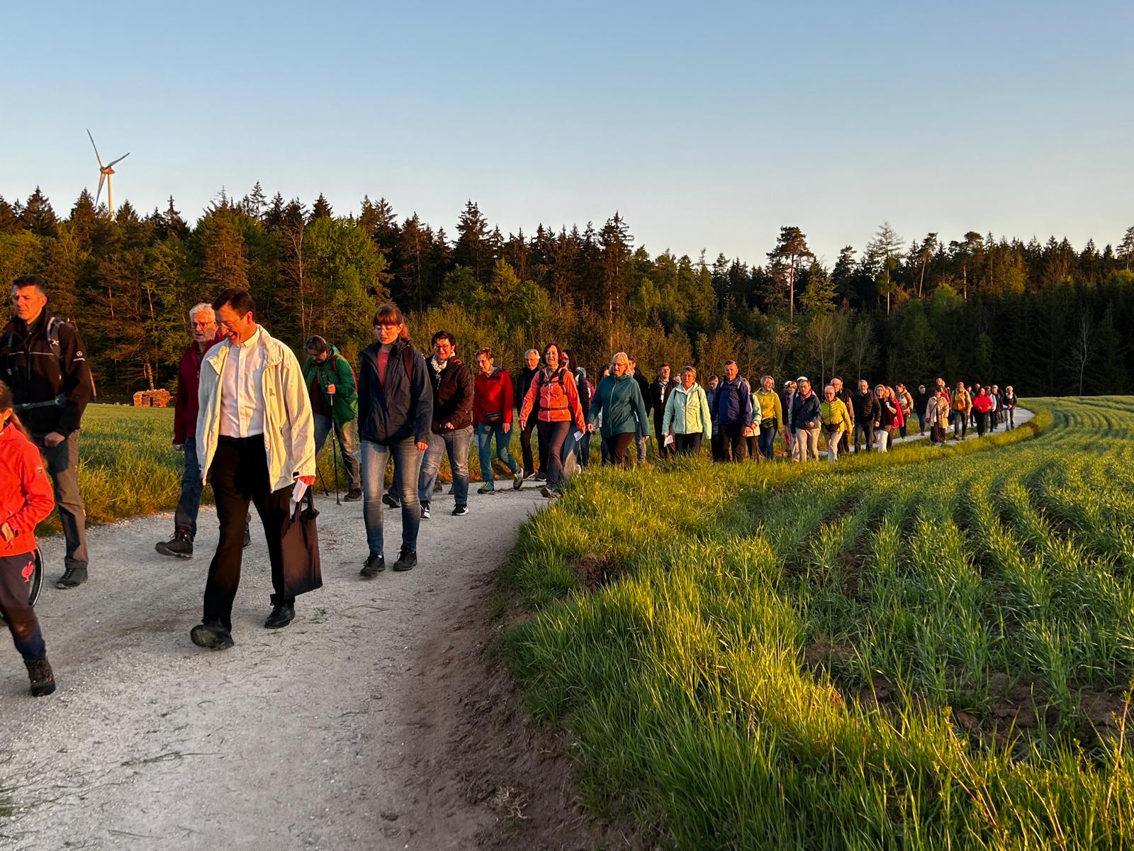 Über 500 Menschen bei der Friedens-Wallfahrt